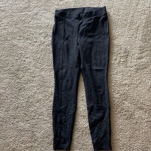 Time & Tru Black Print Leggings High Waisted EUC